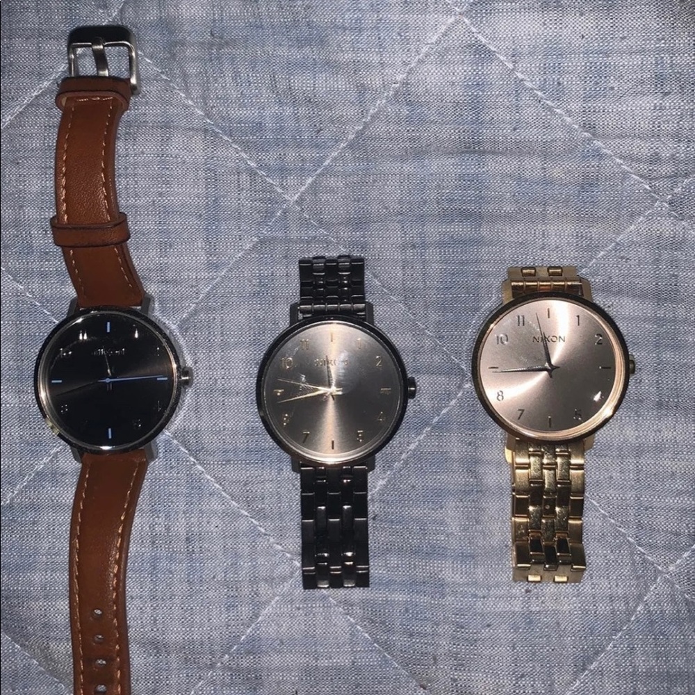 Nixon watches